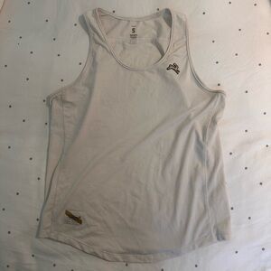 Tracksmith session tank size small